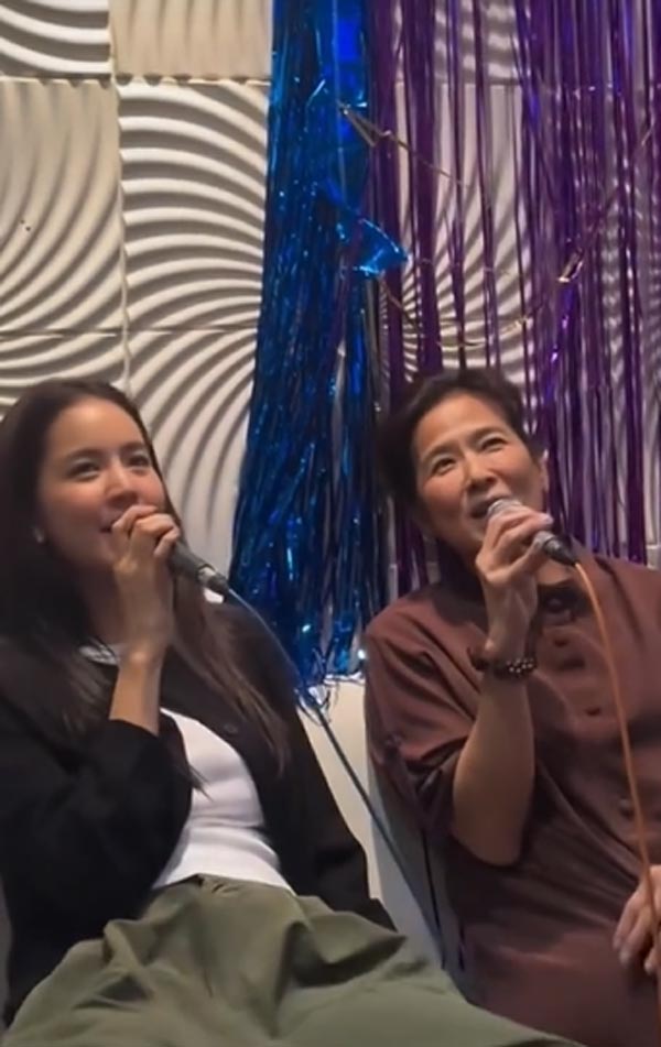 โบว์ แม่อาเล็ก