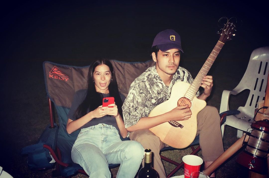  เก้า จิรายุ, วี วิโอเลต