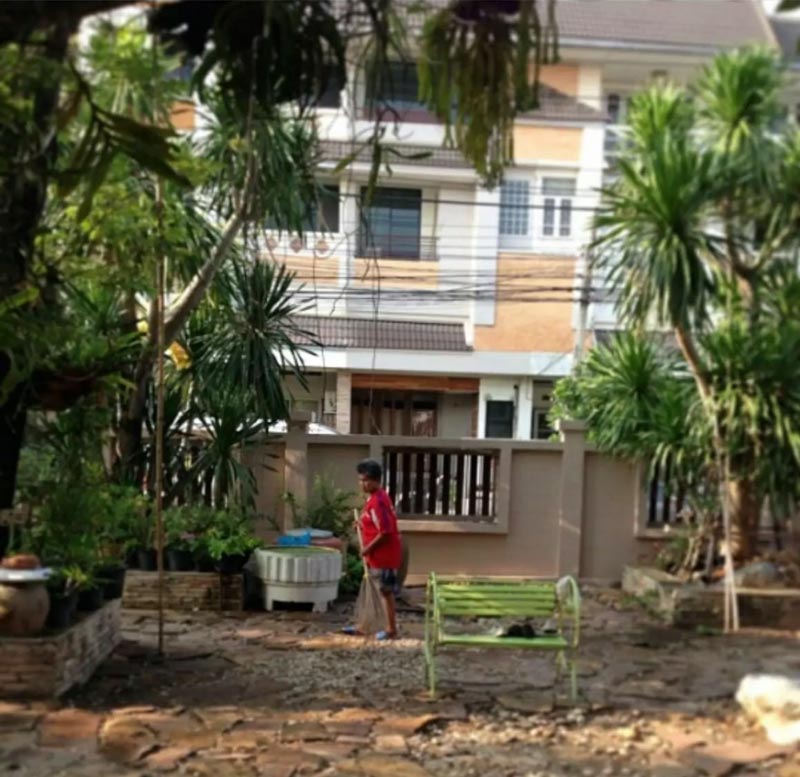 โก๊ะตี๋ บ้าน