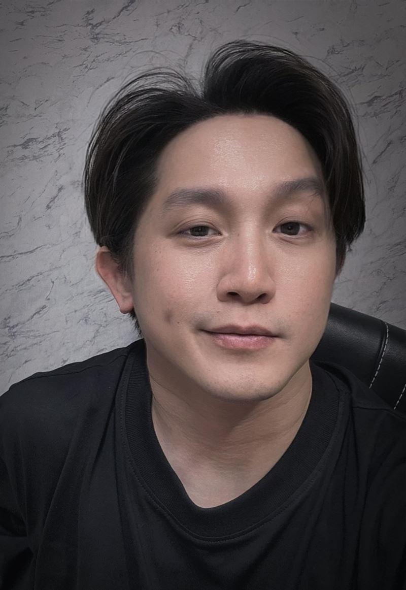 อั้ม อิราวัต