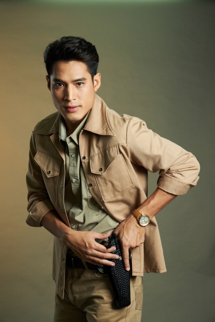 จอมโจรดอกไม้ขาว