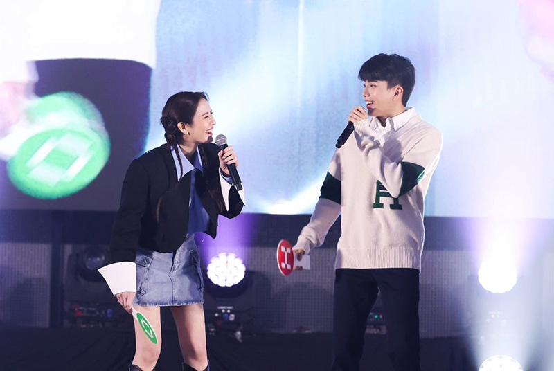 แอฟ ทักษอร นนกุล