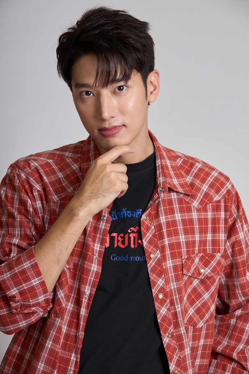  7 ประจัญบาน นักแสดง