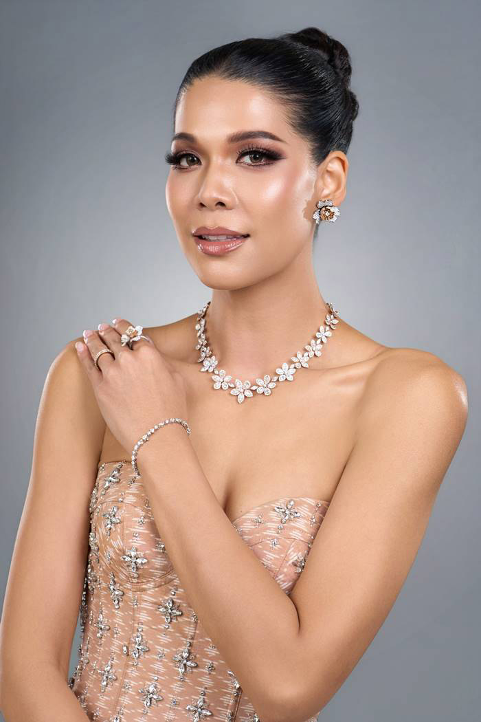  แซมมี่ ชนิตา คว้ามง Mrs. World 2025 