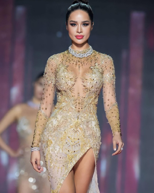 ทารีน่า โบเทส ประวัติ