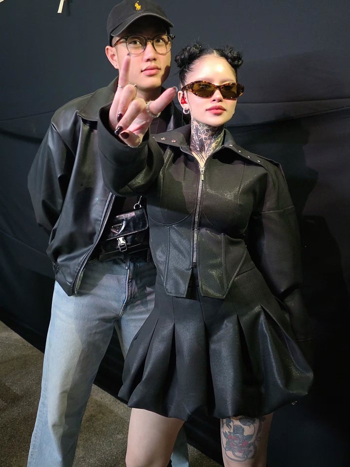 ปราง ปรางทิพย์ อวดแหวนเพชร นิ้วนางข้างซ้าย