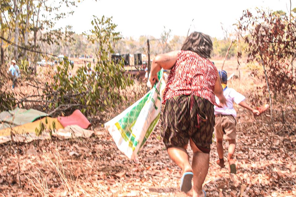 ครูแต่งผีบ้า