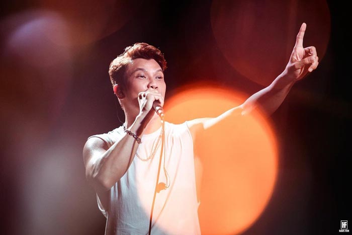 หนุ่ม กะลา