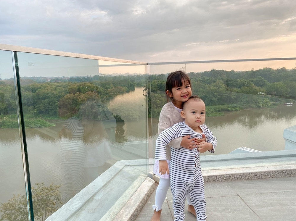 น้องเจ้าขา ป้อนข้าวน้อง