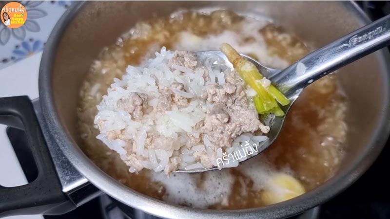 ข้าวต้มหมูสับทรงเครื่อง