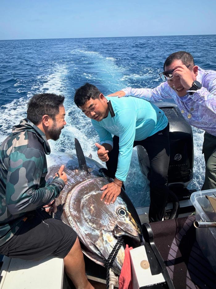 ดีเจภูมิ ตกปลาทูน่ายักษ์