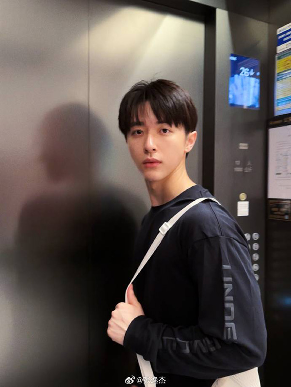 จางอี้เจี๋ย Zhang Yi Jie นักแสดงจีน