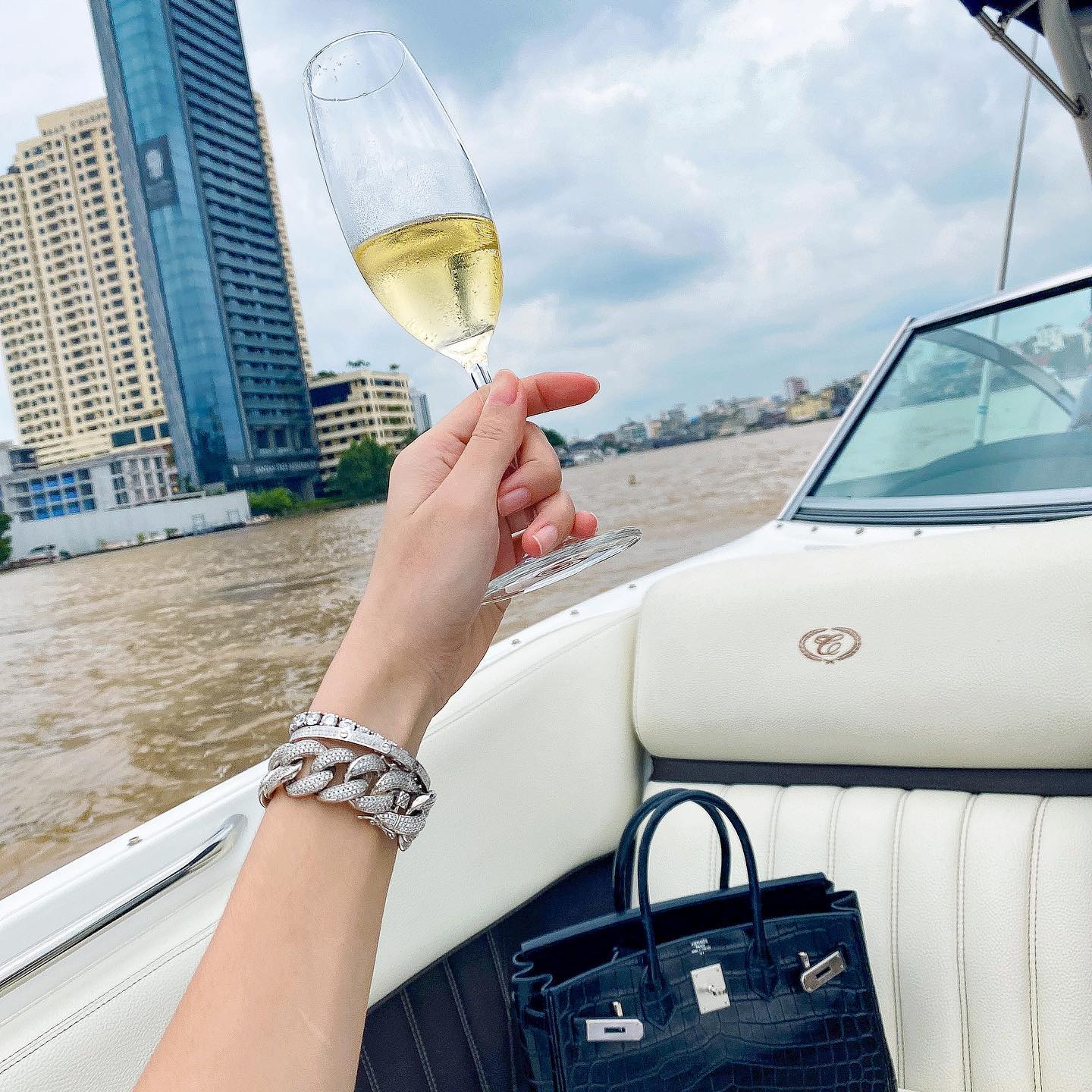 เบนซ์ พริกไทย