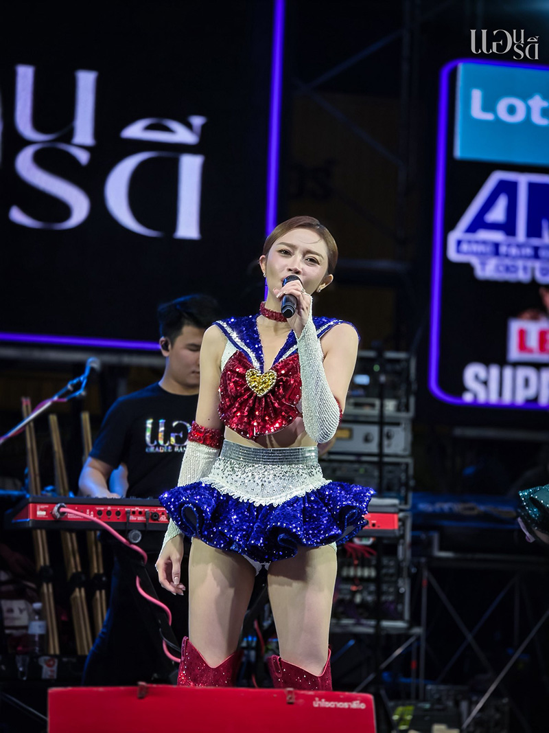 แอน อรดี ไม่ทิ้งการเรียน สวมชุดนักศึกษา ในวัย 32 ปี