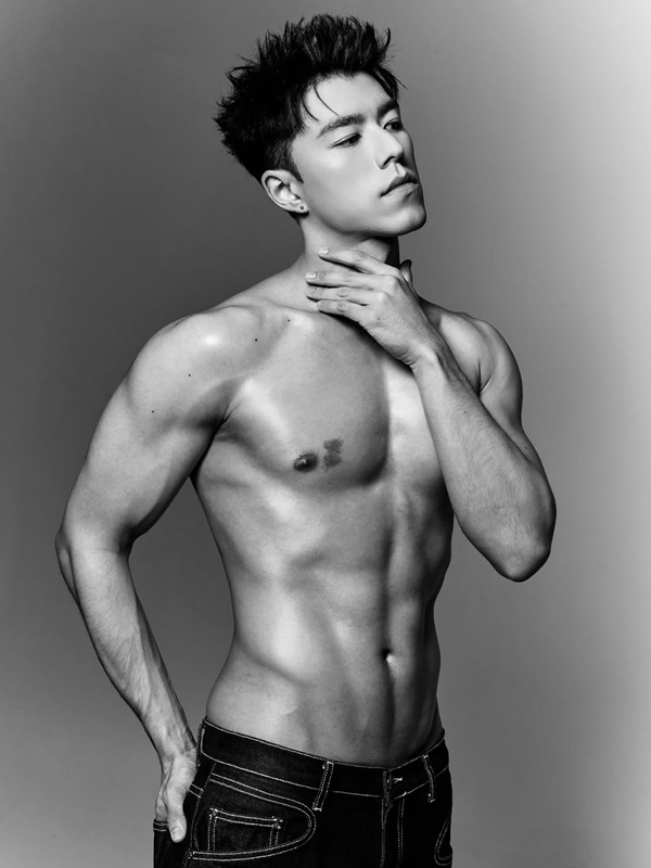 นาย ณภัทร  อวดหุ่นฟิตเปรี๊ยะ โชว์กล้ามแน่น