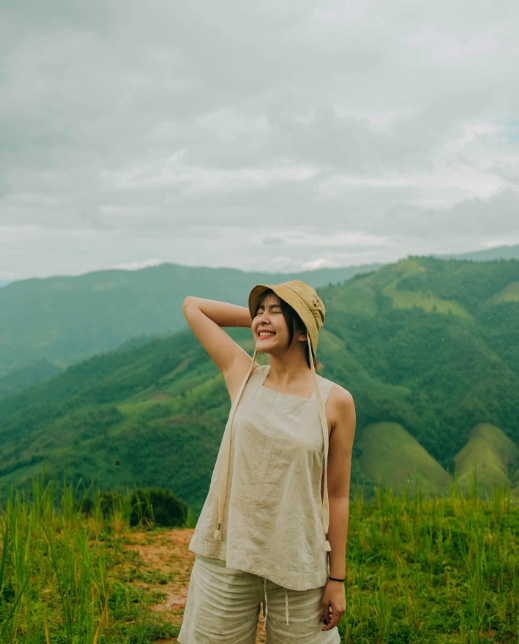 หนูนา หนึ่งธิดา แต่งตัวไปน้ำตก