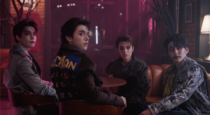 อีกาสมาคม The Crow Club