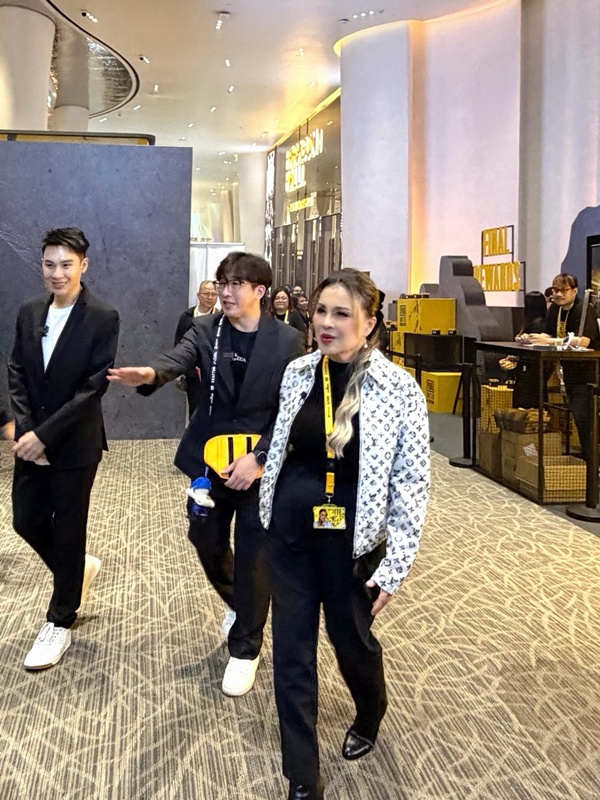 ทูลกระหม่อมฯ ทรงโพสต์พระรูปคู่ แบมแบม GOT7 