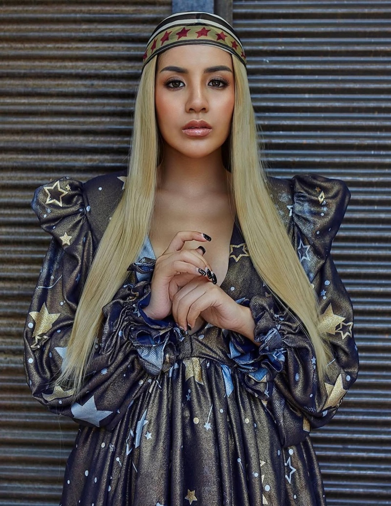 ใบเตย อาร์สยาม อวดภาพขายาวตั้งแต่ปี 2016 