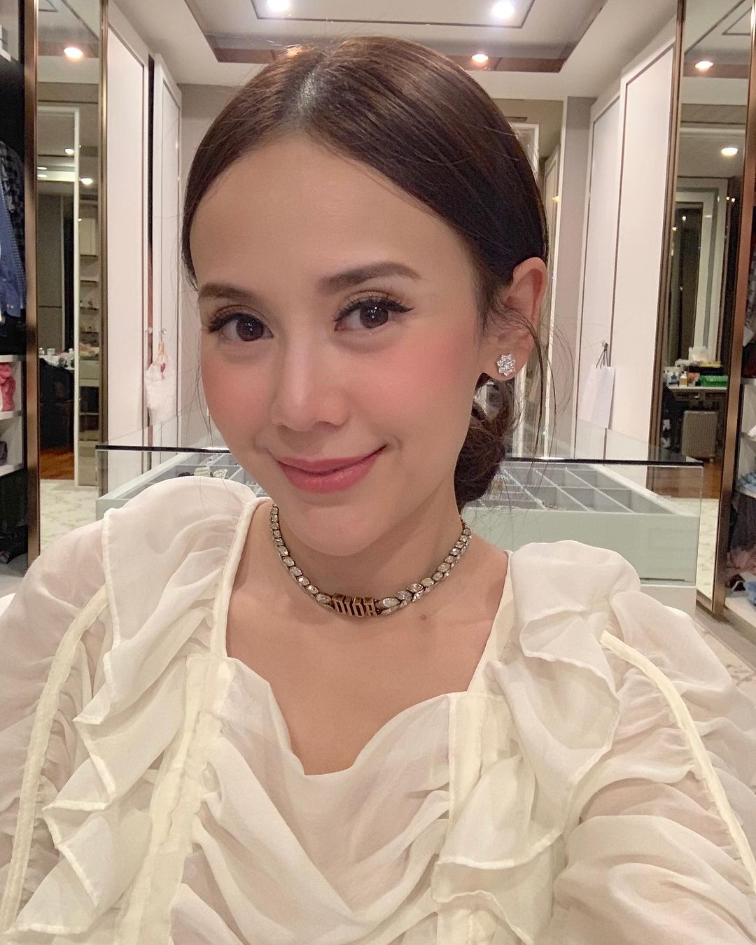 แยม ธมลพรรณ์ 