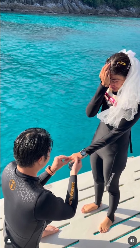 มะเหมี่ยว พรชดา ถูกแฟนหนุ่มขอแต่งงาน