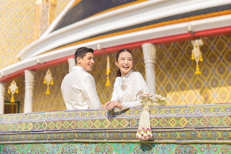 มายด์ ลภัสลัล ควง พาย สุนิษฐ์ เข้าพิธีมงคล