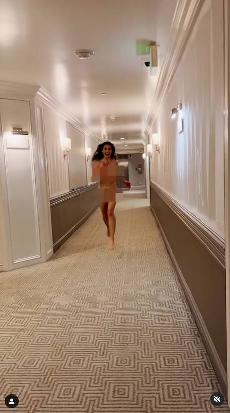 อลิสัน บรี วิ่งเปลือยเซอร์ไพรส์สามี