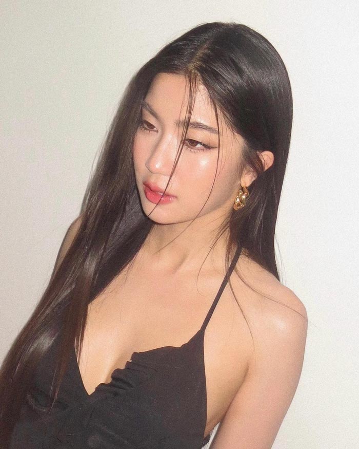 ก้อย อรัชพร