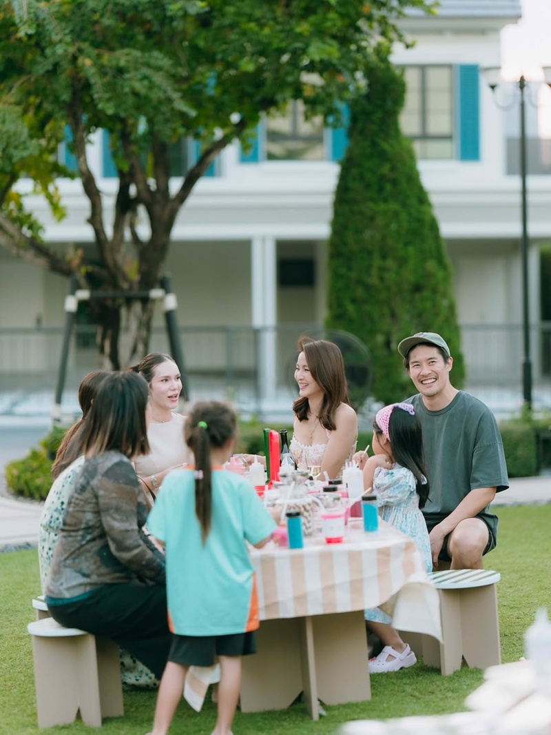 กวาง ฟ้ารุ่ง