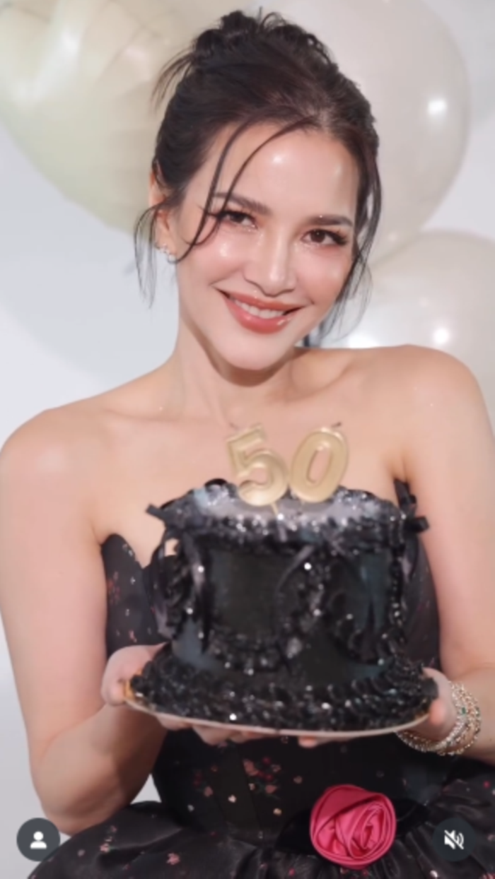 อ้อม พิยดา