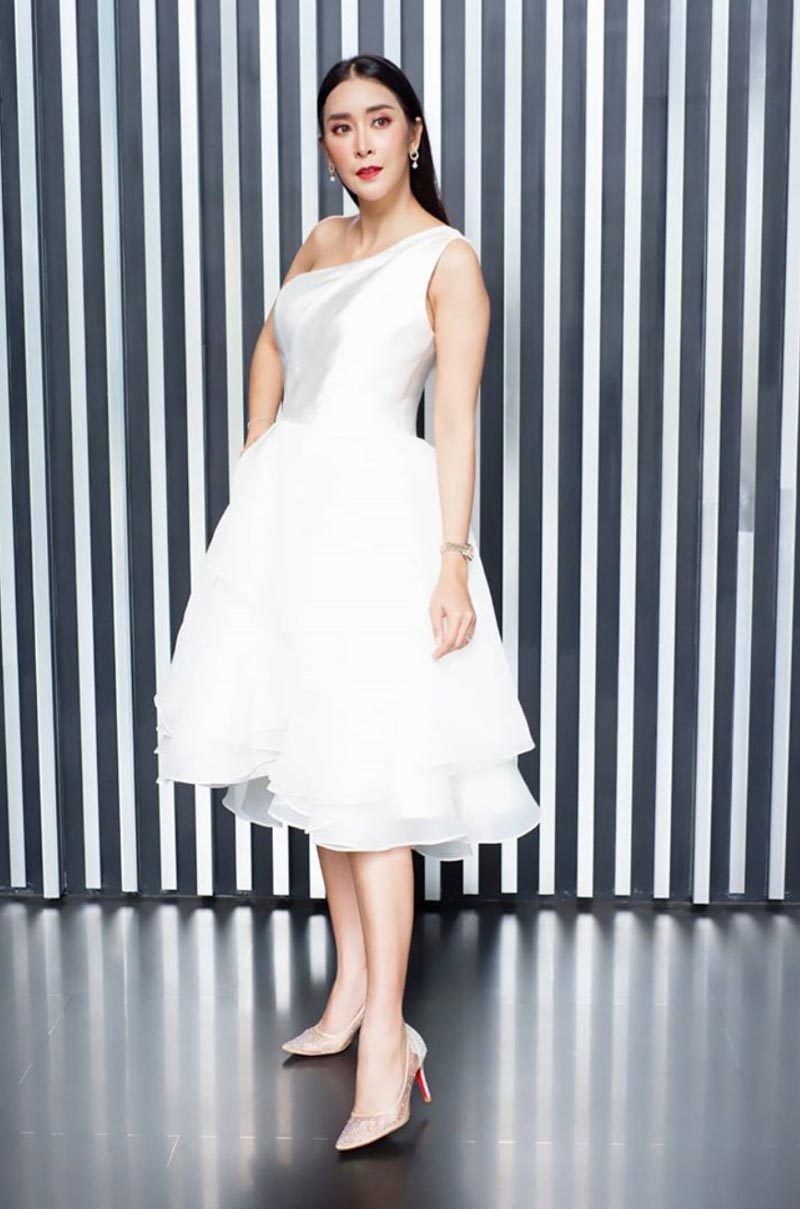 ใหม่ สุคนธวา