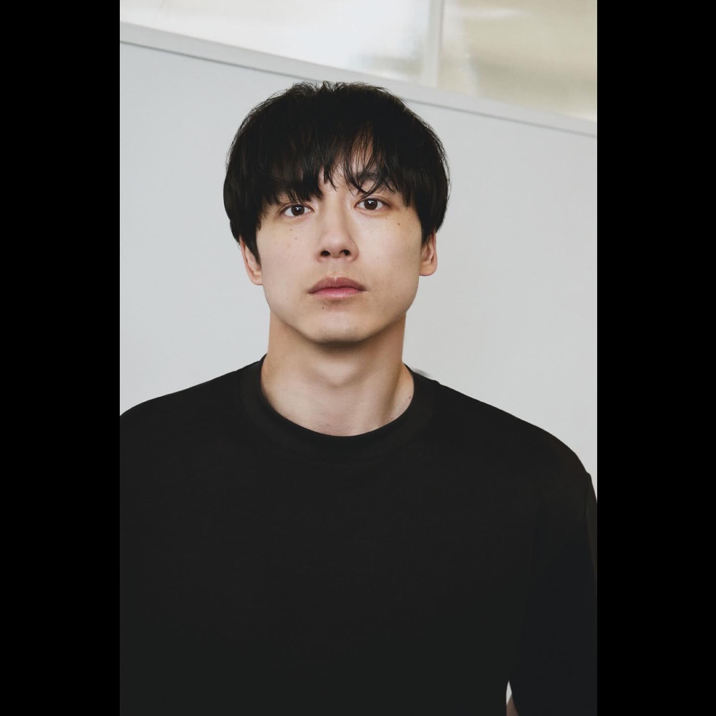 เคนทาโร ซากางุจิ พระเอก MV คนล่าสุดของลิซ่า 