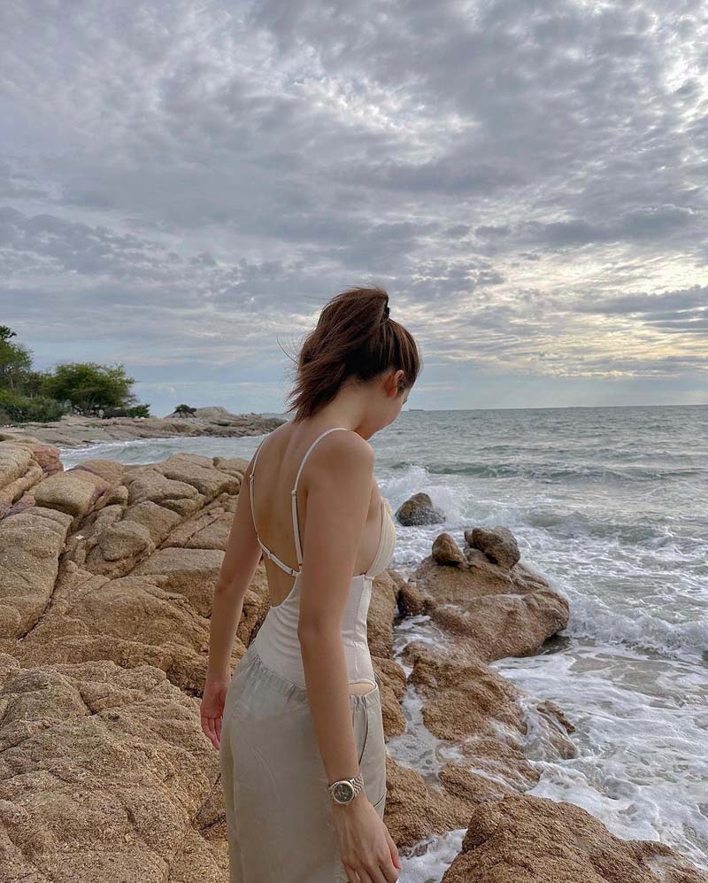 โบว์ เมลดา ชุดว่ายน้ำ