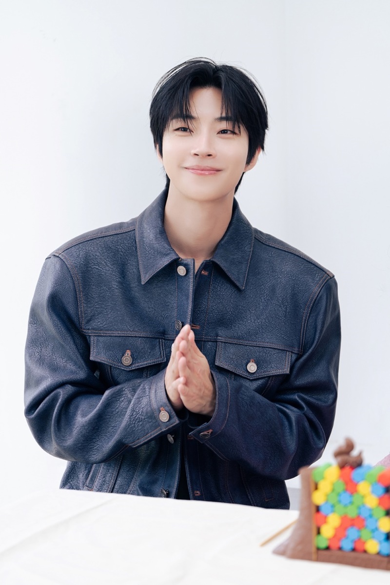 แฟนมีตติ้ง ฮวังอินยอบ