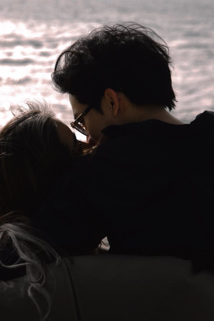 กระแต ควง โตชิ เสิร์ฟหวานกลางสมุย