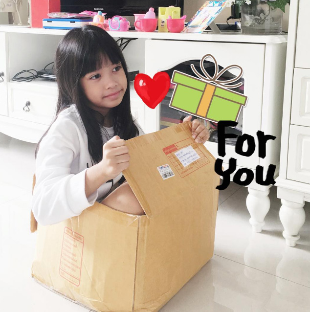 เปิดภาพพัฒนาการความสวยของ น้องพริมมี่ ลูกสาว ยุ้ย ปัทมวรรณ ยิ่งโตออร่ายิ่งจับ