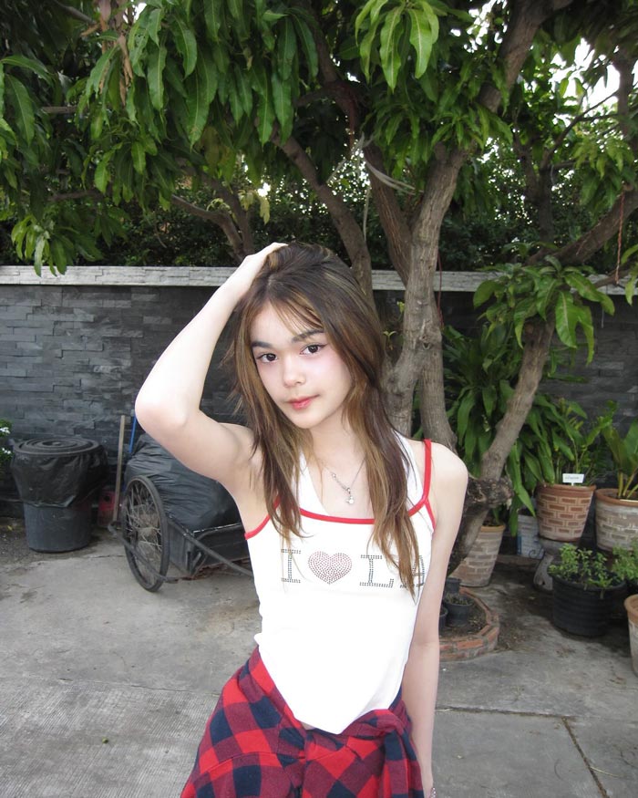 น้องลียา