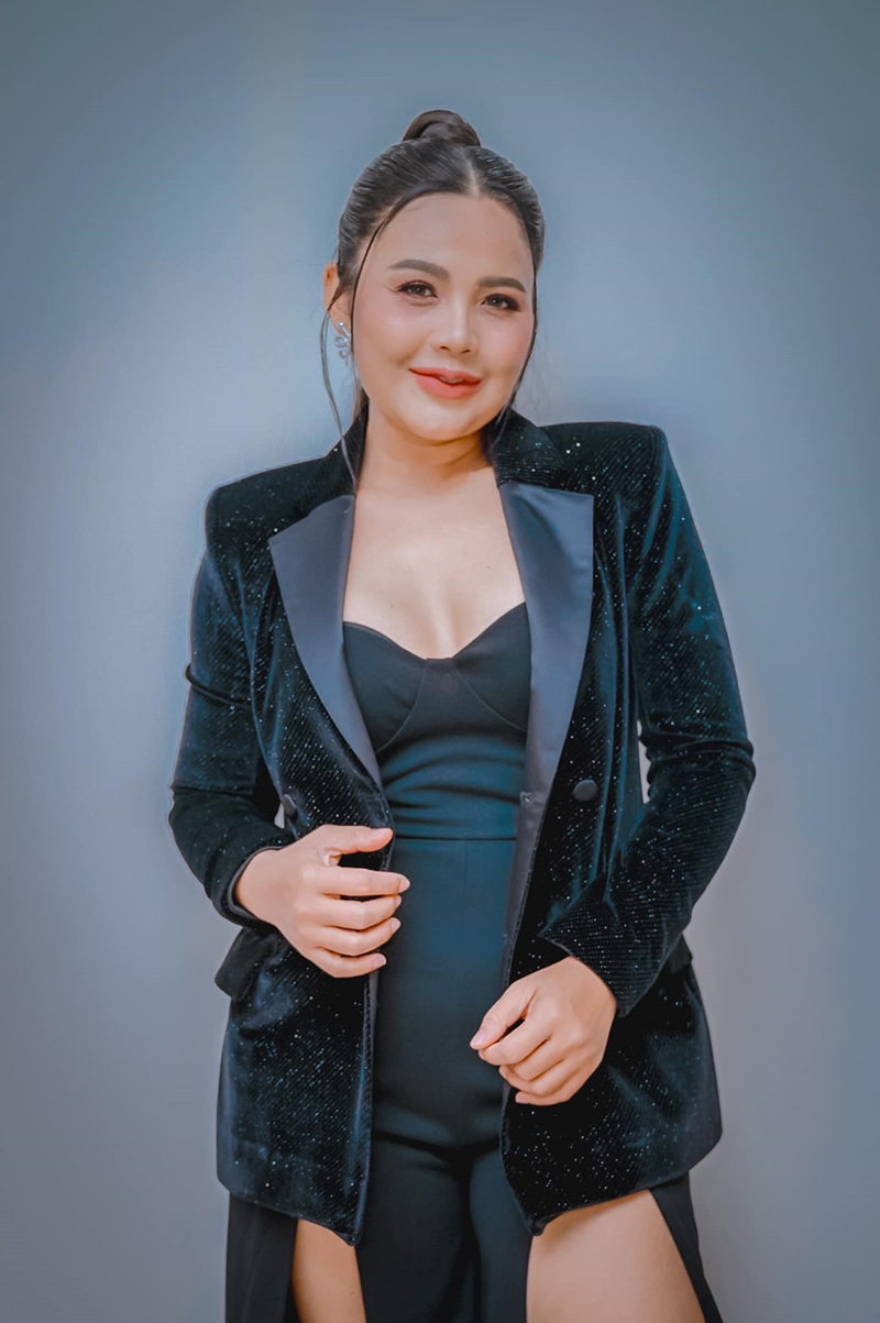 ตั๊กแตน ชลดา