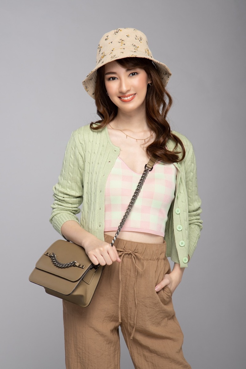 18 มงกุฎสะดุดเลิฟ