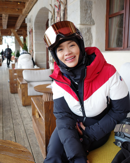 ประวัติ หมิว รังสินี เซเลบสาวคนสนิท เชียร์ ฑิฆัมพร โปรไฟล์ไม่ธรรมดา