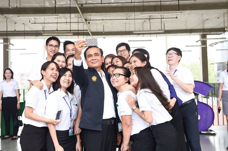 https://s359.kapook.com/pagebuilder/cfa7130f-77e4-4ad3-8c90-ee9d5857814c.jpg