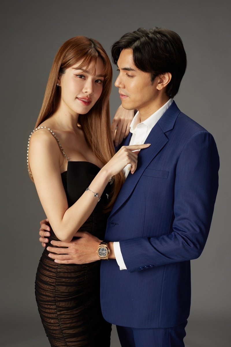 หลังคาใบบัว