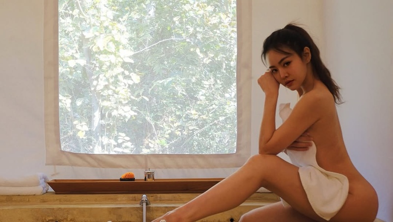 แนนนี่ เกิร์ลลี่ เบอร์รี่