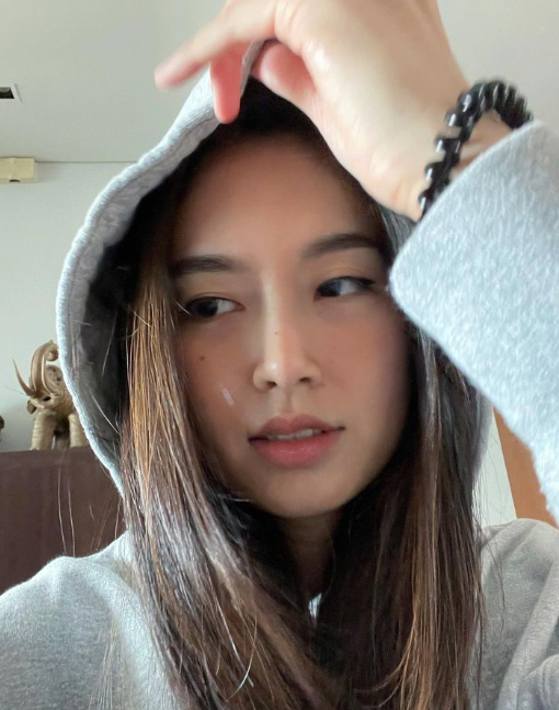 ปอย ตรีชฎา ประวัติ