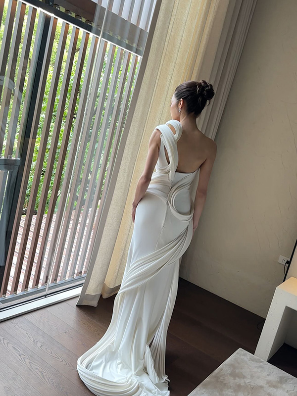 ชุดแต่งงาน มายด์ ลภัสลัล