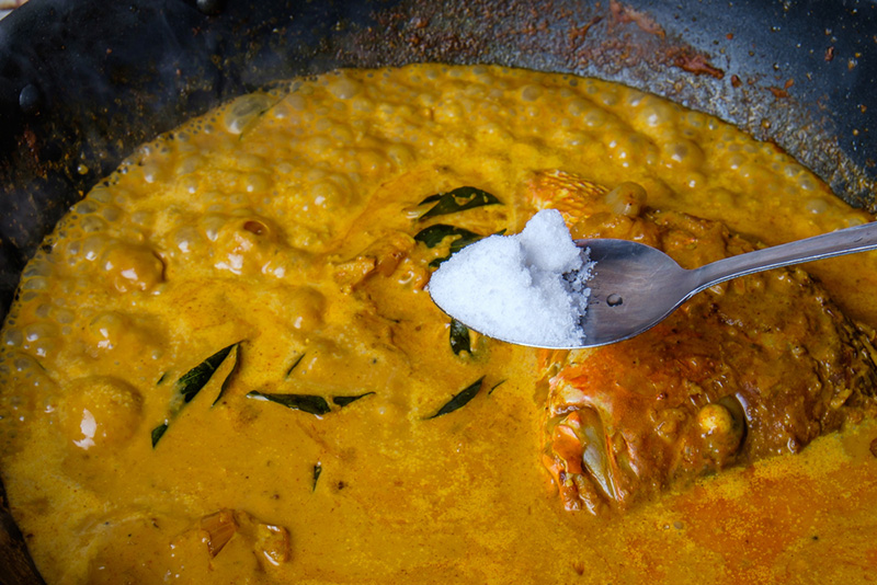 วิธีแก้อาหารเค็มเกินไป เคล็ดลับลดความเค็มในอาหาร เคล็ดลับทำอาหาร