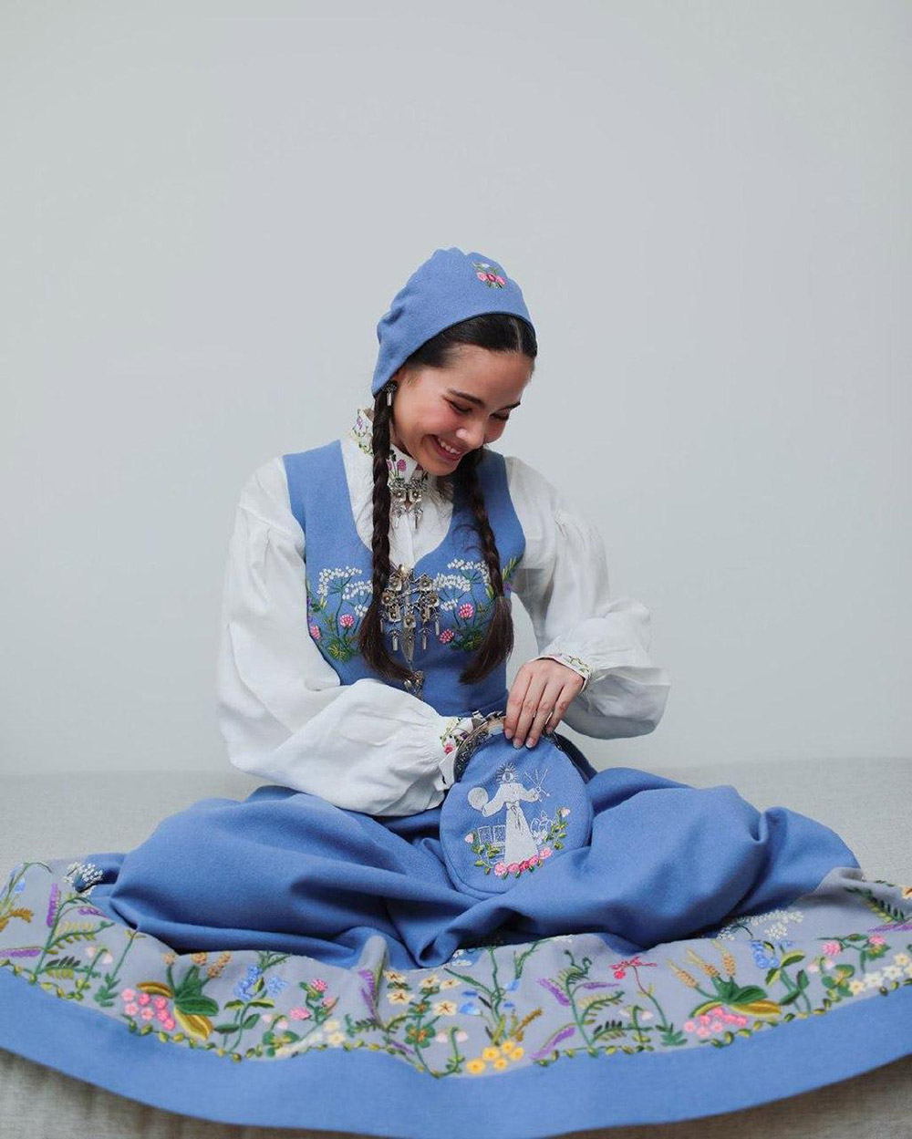 ญาญ่า อุรัสยา ดาราลูกครึ่งหญิง