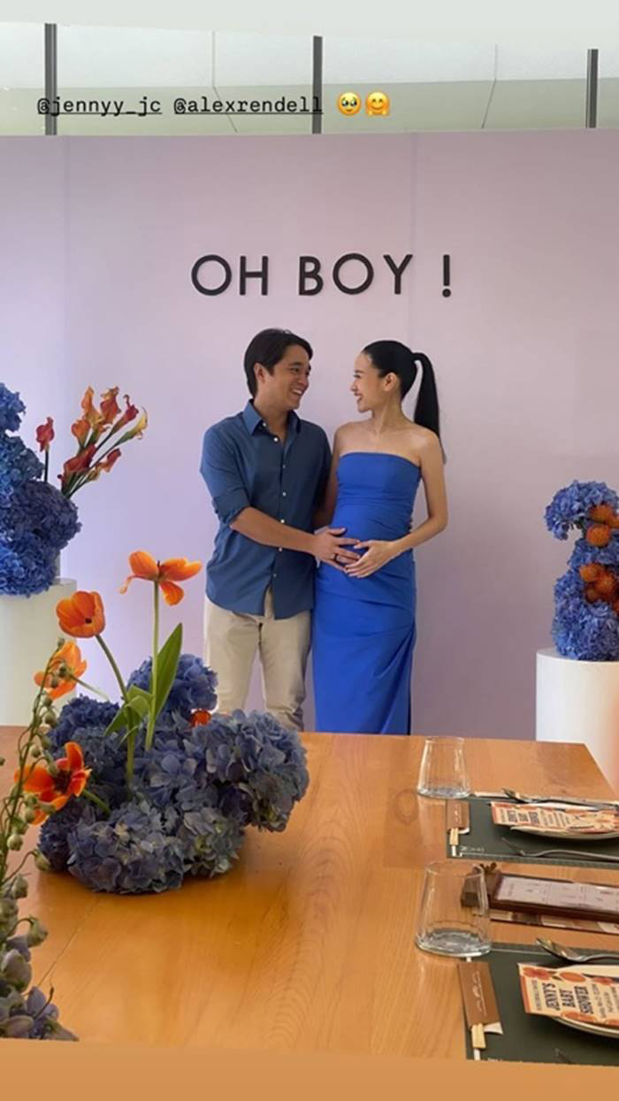 อเล็กซ์ เรนเดลล์ ขึ้นแท่นคุณพ่อป้ายแดง