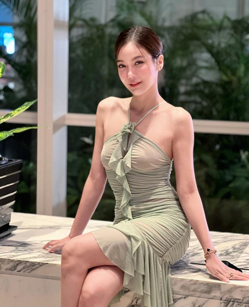 ก้อย กรกช ประวัติ