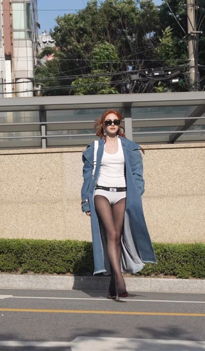 ใหม่ ดาวิกา